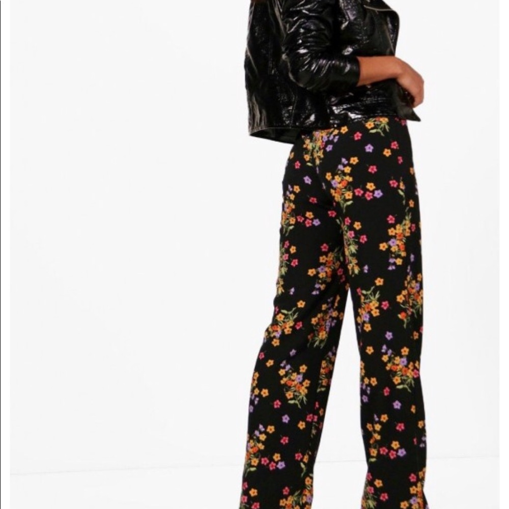 Boohoo Tall Kayla Floral Print Wise Leg pants